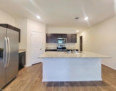 14504 Fitzgibbon Dr - Photo Thumbnail 2