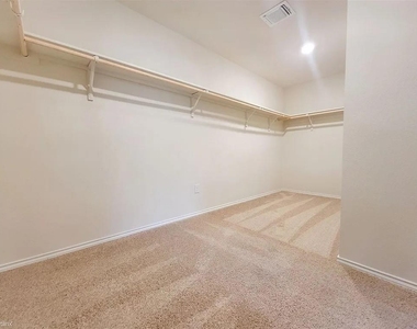 14504 Fitzgibbon Dr - Photo Thumbnail 13