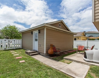 513 Crater Lake Dr - Photo Thumbnail 32