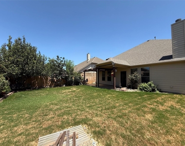 1032 Dyer Crossing Way - Photo Thumbnail 27