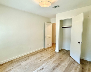 7608 Tisdale Dr - Photo Thumbnail 10