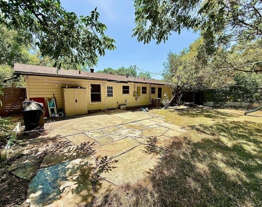 7608 Tisdale Dr - Photo Thumbnail 20