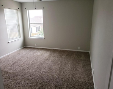 116 Killdeer Ln - Photo Thumbnail 19