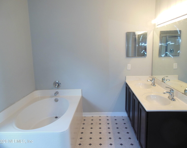 10260 Woodley Creek Road W - Photo Thumbnail 2