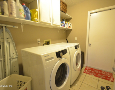 3421 Turkey Oaks Court - Photo Thumbnail 14