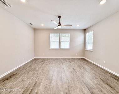 878 Cedar Slough Drive - Photo Thumbnail 20