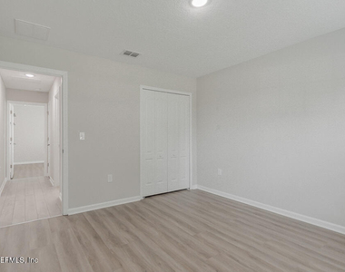 3131 Little Kern Lane - Photo Thumbnail 14
