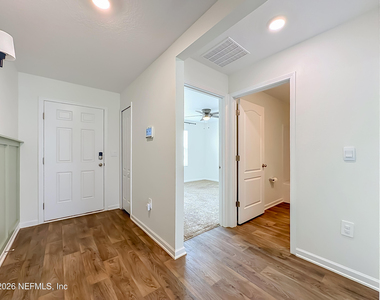 2239 Wagon Lane - Photo Thumbnail 3