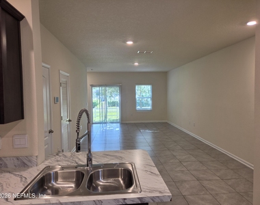 7625 Legacy Trail - Photo Thumbnail 6