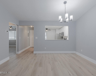 2131 Sea Hawk Drive - Photo Thumbnail 10