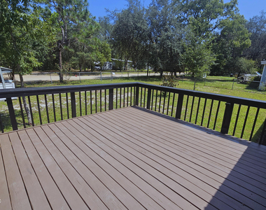 231 Lakeview Court - Photo Thumbnail 9