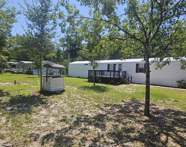 231 Lakeview Court - Photo Thumbnail 10