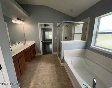 200 Joseph Lake Court - Photo Thumbnail 17