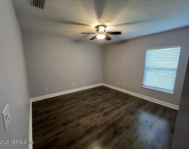 200 Joseph Lake Court - Photo Thumbnail 21
