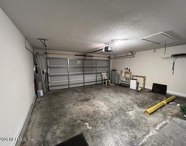 200 Joseph Lake Court - Photo Thumbnail 32
