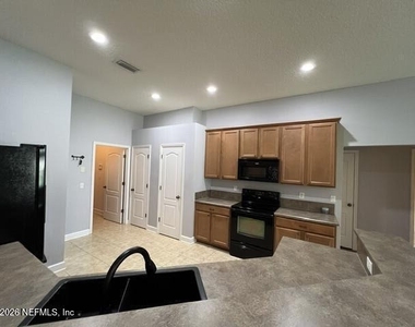 200 Joseph Lake Court - Photo Thumbnail 6