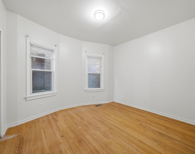 1915 Asbury Avenue - Photo Thumbnail 6