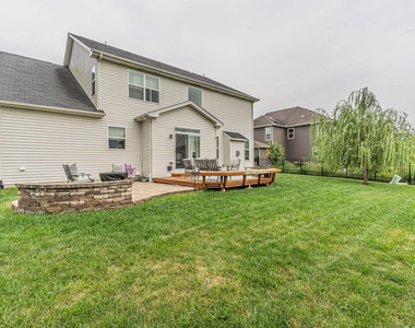 16w674 Hawthorne Court - Photo Thumbnail 24