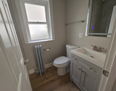 11320 S Edbrooke Avenue - Photo Thumbnail 14