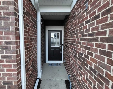 2227 Horseshoe Circle - Photo Thumbnail 1
