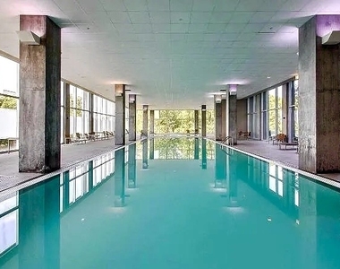 9725 Woods Drive - Photo Thumbnail 9