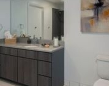 847 Chicago Avenue - Photo Thumbnail 6