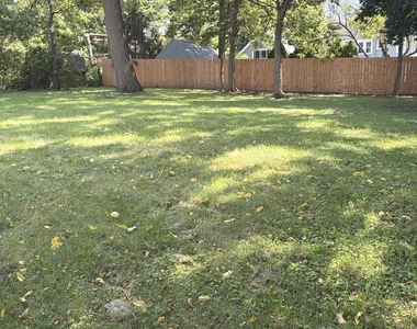 714 Michigan Street - Photo Thumbnail 11