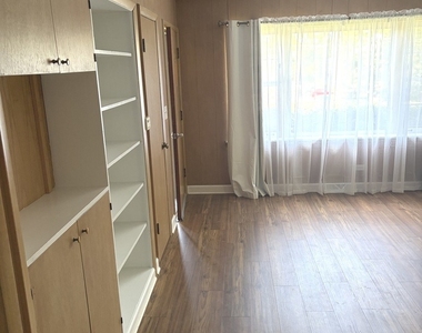 714 Michigan Street - Photo Thumbnail 6