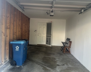 2464 Devonshire Court - Photo Thumbnail 15