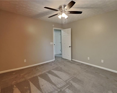 3279 Deer Valley Drive Nw - Photo Thumbnail 11