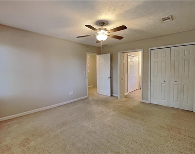 3867 Buckland Drive Sw - Photo Thumbnail 7