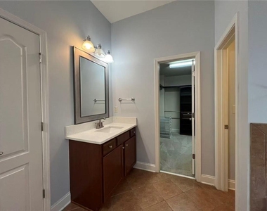 2394 Delamore - Photo Thumbnail 29