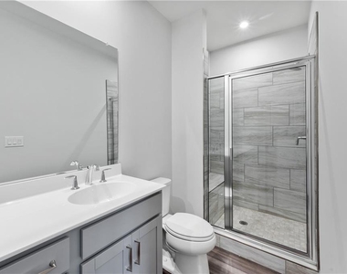 909 Colton Drive - Photo Thumbnail 12