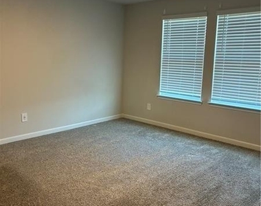 3120 Train Street - Photo Thumbnail 15