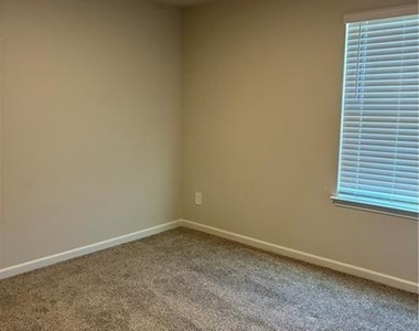 3120 Train Street - Photo Thumbnail 12