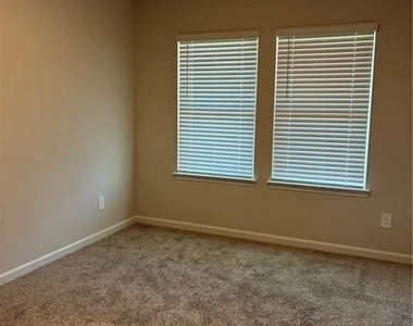 3120 Train Street - Photo Thumbnail 3