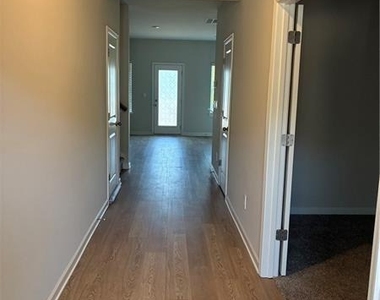 3120 Train Street - Photo Thumbnail 2