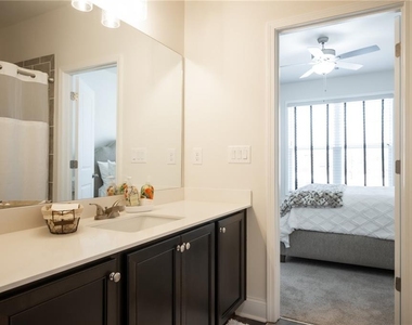 729 Glenside Drive - Photo Thumbnail 21