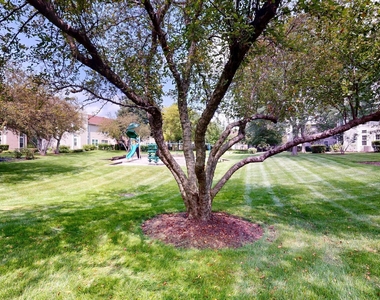 2890 Ashling Court - Photo Thumbnail 23
