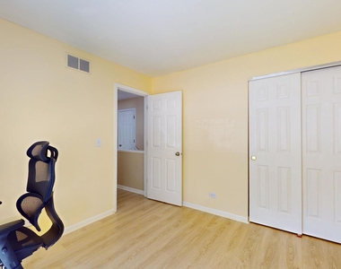 2890 Ashling Court - Photo Thumbnail 17