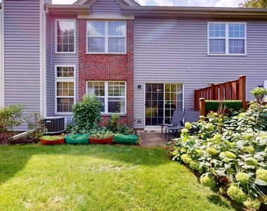 2890 Ashling Court - Photo Thumbnail 21