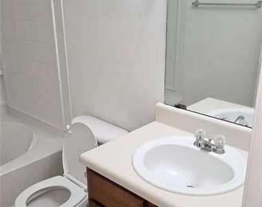 2861 Creek Bottom Court - Photo Thumbnail 17