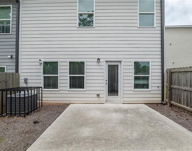 2205 Apollo Place - Photo Thumbnail 27
