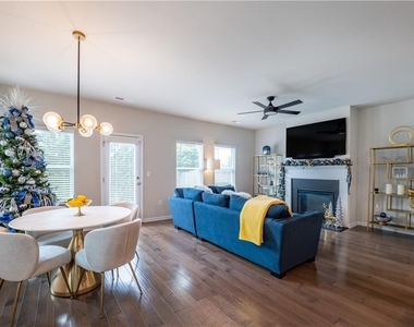 2205 Apollo Place - Photo Thumbnail 10