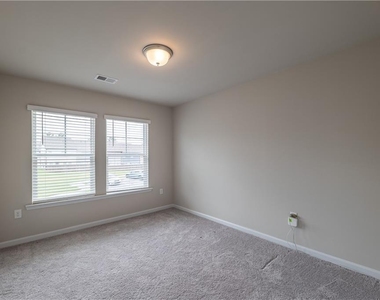 2205 Apollo Place - Photo Thumbnail 17