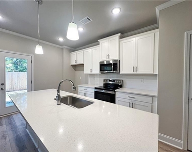 5495 Rock Place Court - Photo Thumbnail 10