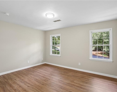 2063 Six Branches Drive - Photo Thumbnail 20