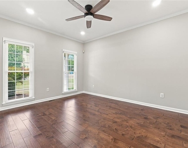 3247 Green Farm Trail Ne - Photo Thumbnail 7