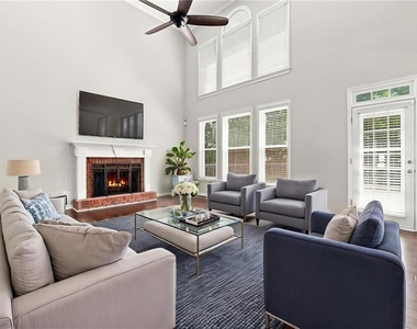 3247 Green Farm Trail Ne - Photo Thumbnail 10