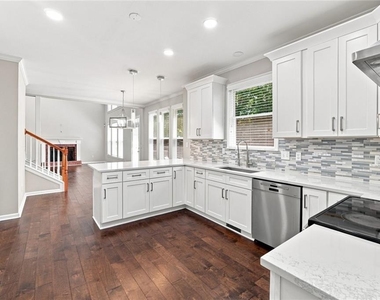 3247 Green Farm Trail Ne - Photo Thumbnail 12